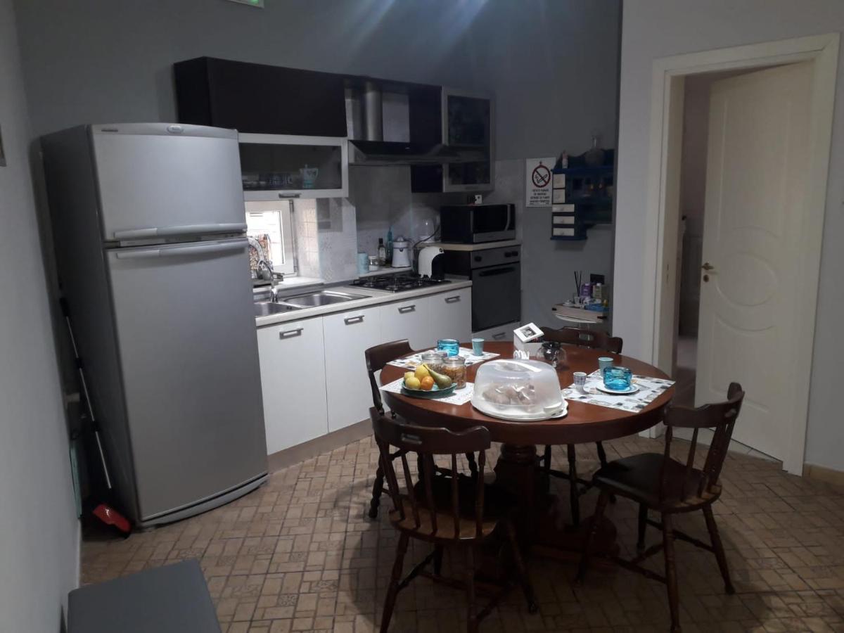 Lunazzurra Lägenhet Messina Exteriör bild